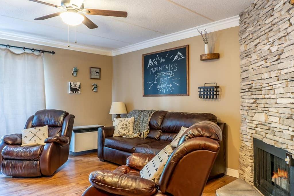 Downtown Gem 102 - Walk To The Shops & Trails Apartment *