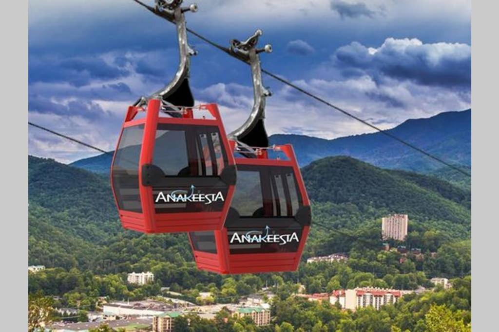 Downtown Gem 102 - Walk To The Shops & Trails Gatlinburg
